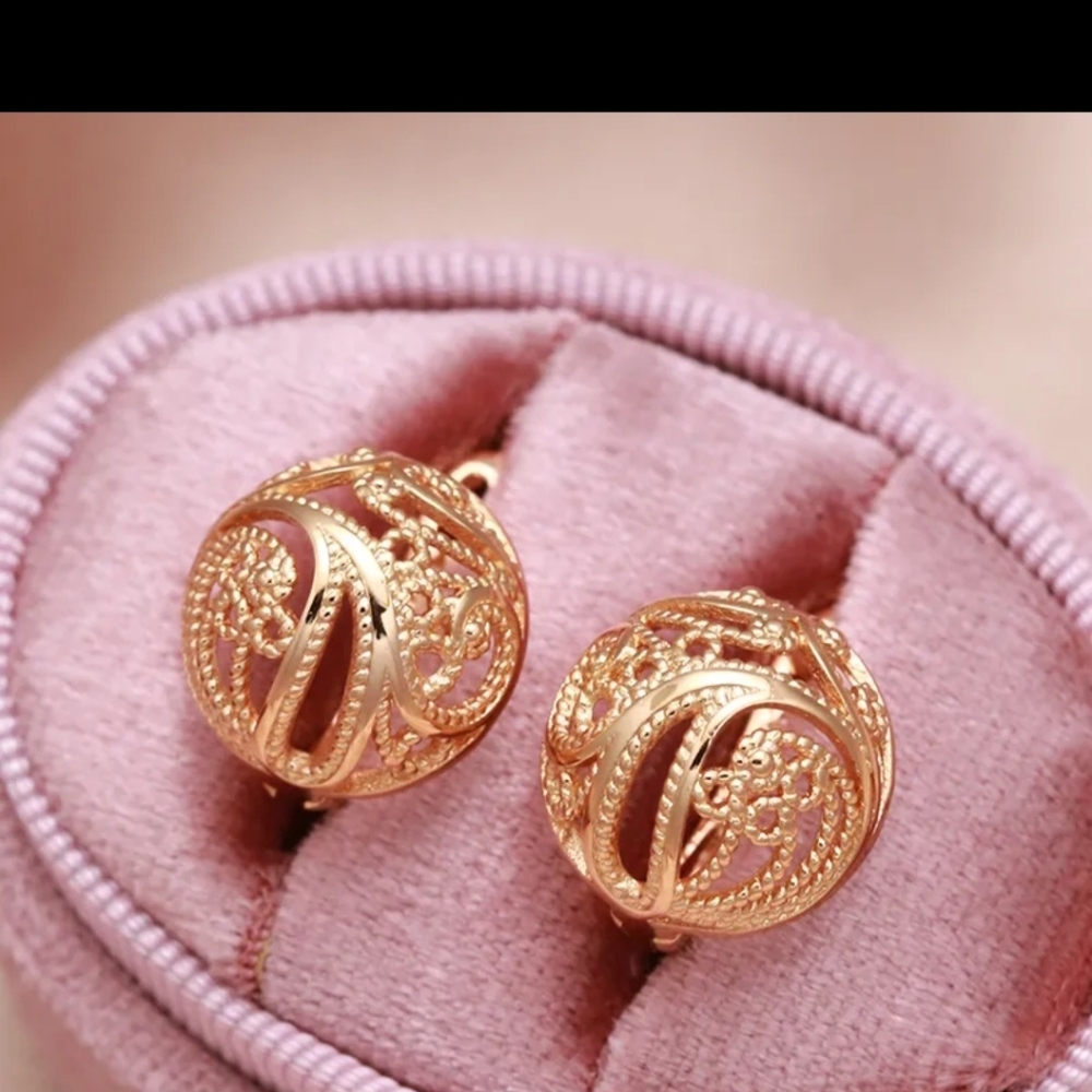 Rose gold Earrings - Picture 4 of 4